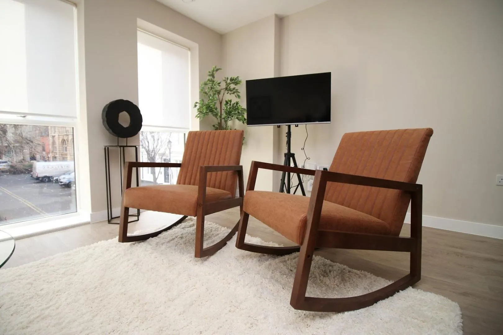 Casa 1 - Cardiff Bay - 2 Bed Apartment W/ Parking